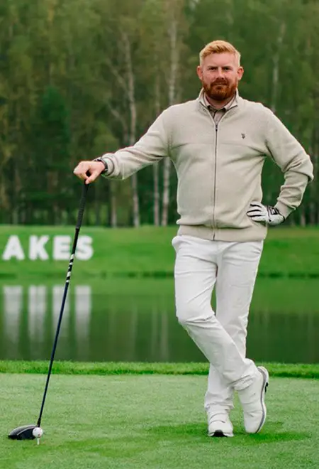 Генеральный директор гольф-клуба «Crystal Lakes»